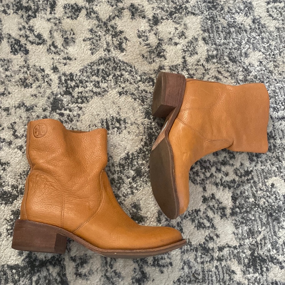 Tory Burch Siena Boots